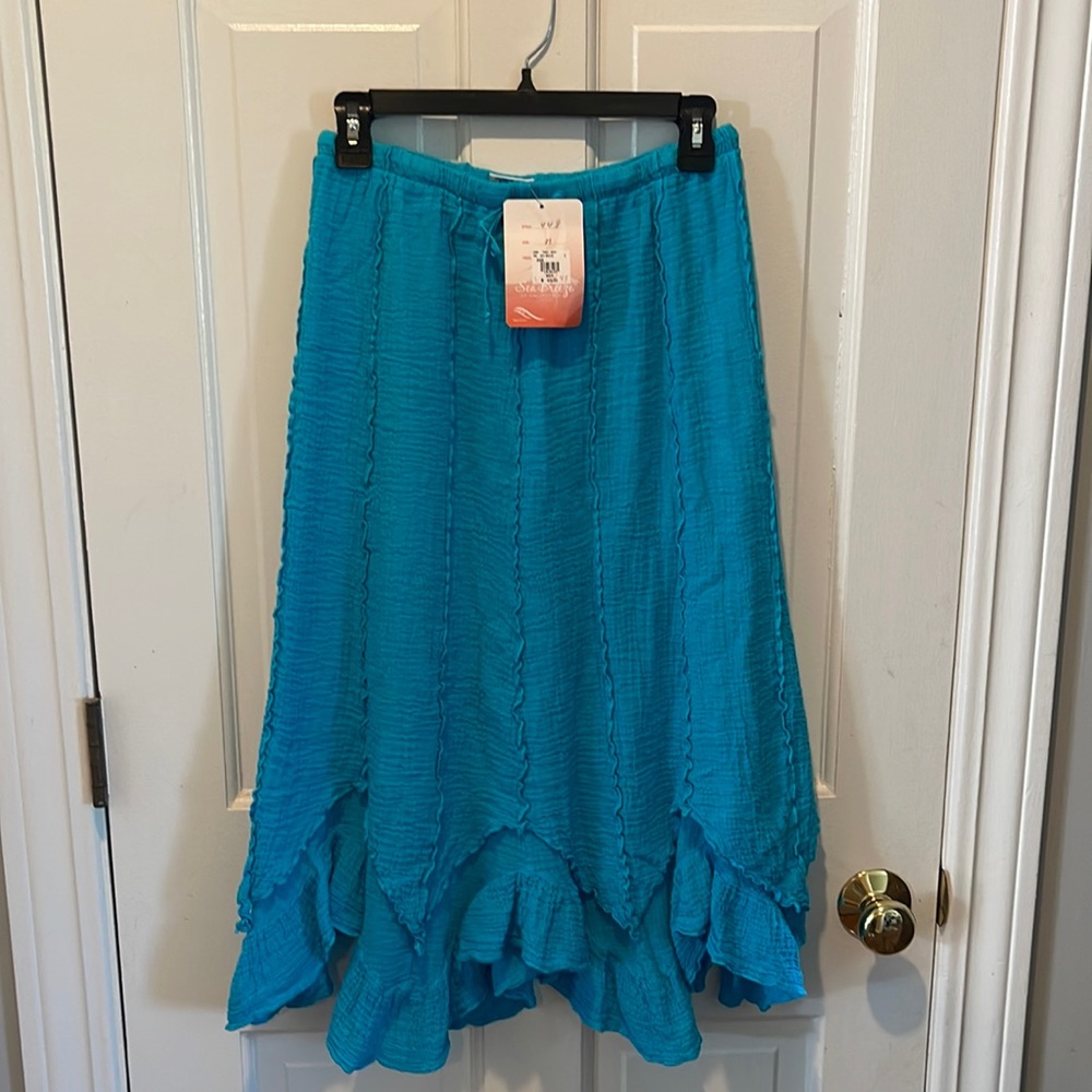 Summer skirt by Sea Breeze, size M, new with tags!!